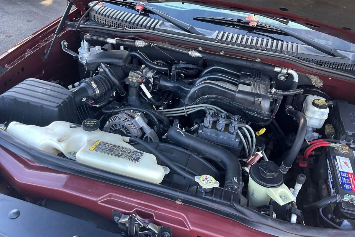 Ford Explorer photo 30
