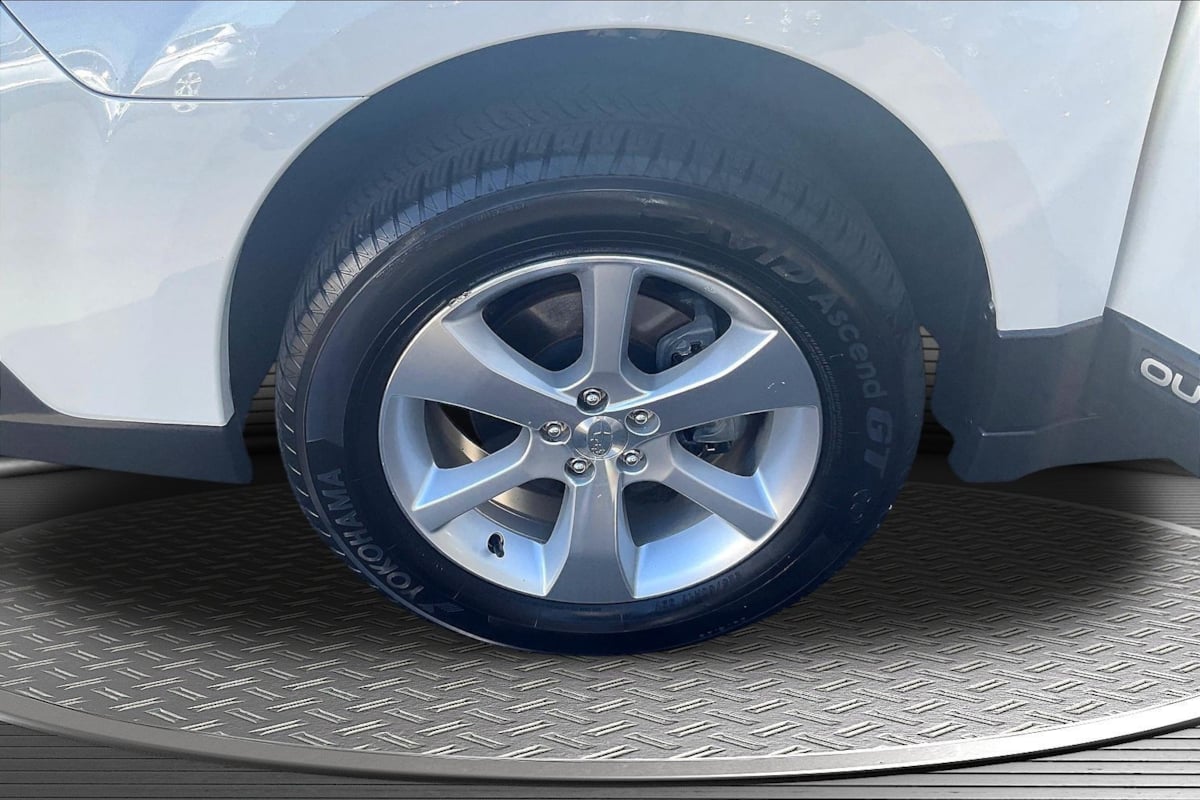 Photo 32 of this Subaru Outback
