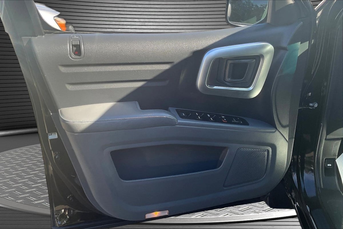 Photo 19 of this Honda Ridgeline