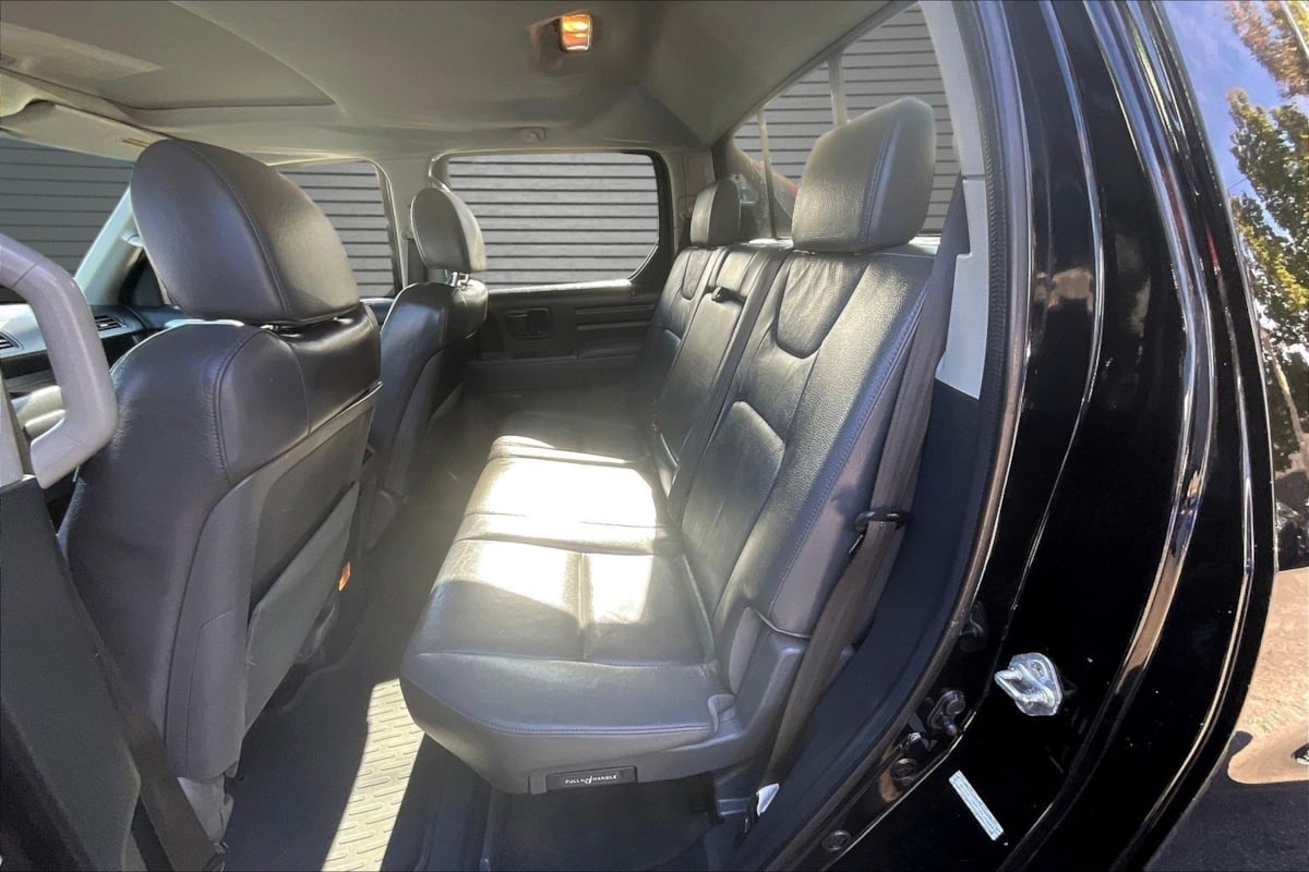 Photo 21 of this Honda Ridgeline