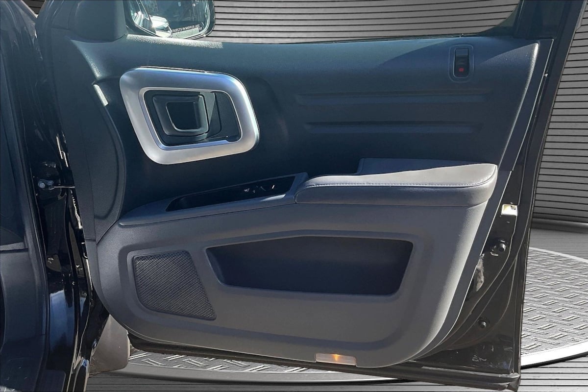 Photo 26 of this Honda Ridgeline