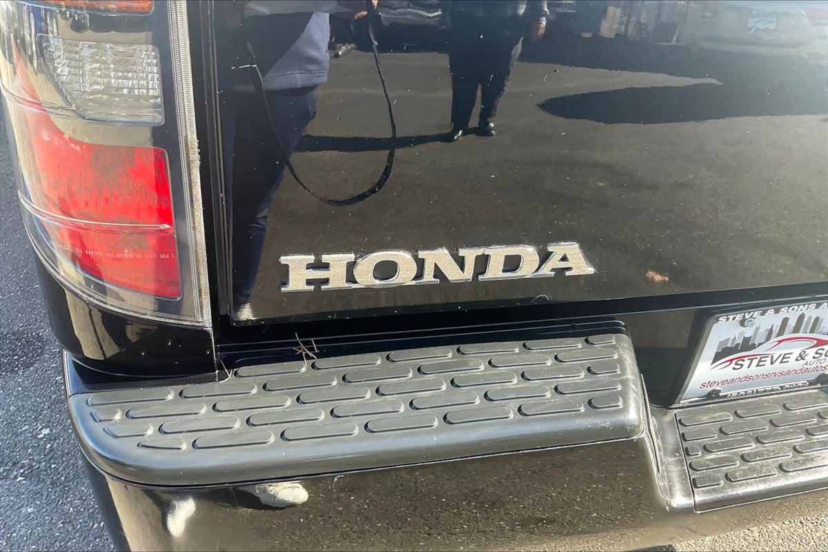 Photo 23 of this Honda Ridgeline