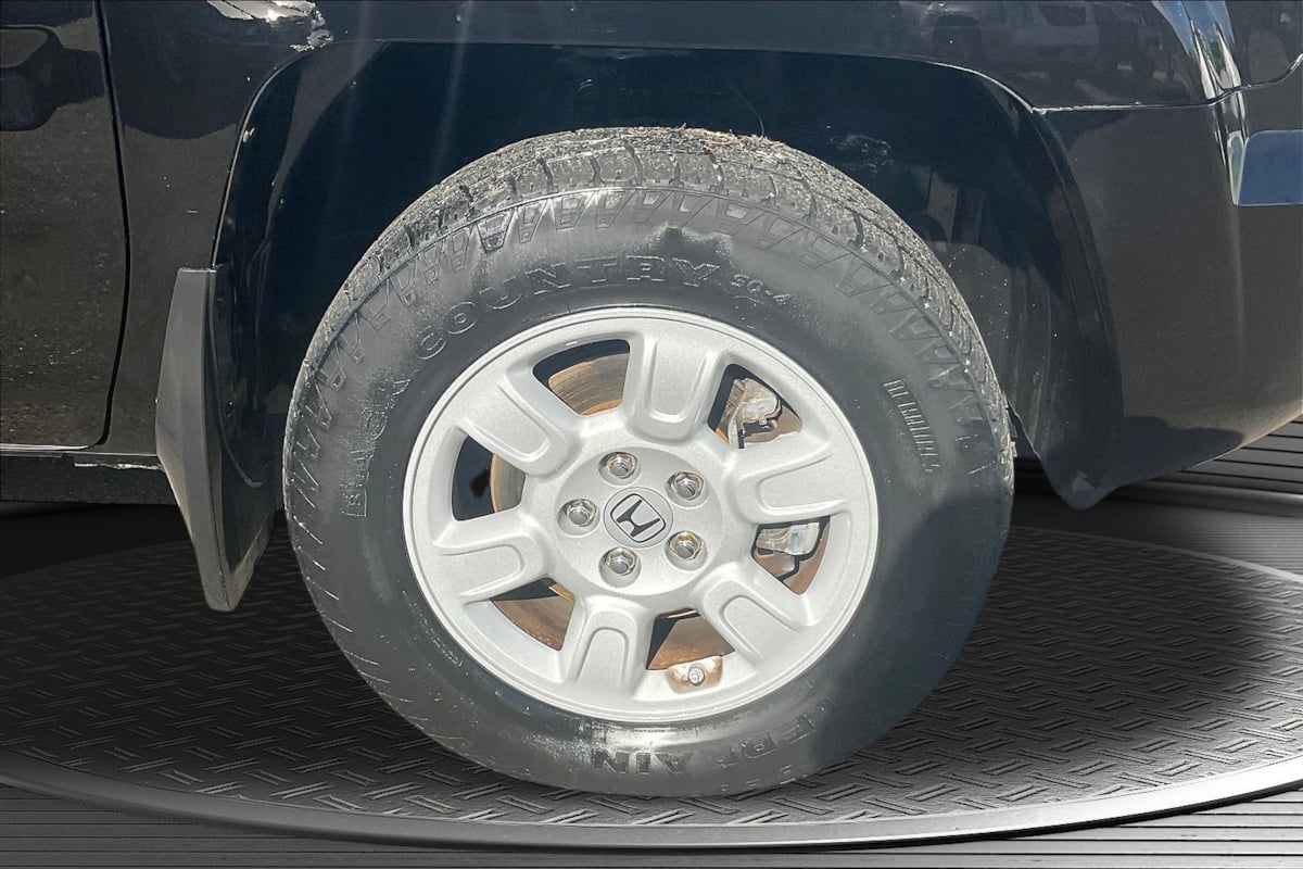 Photo 30 of this Honda Ridgeline
