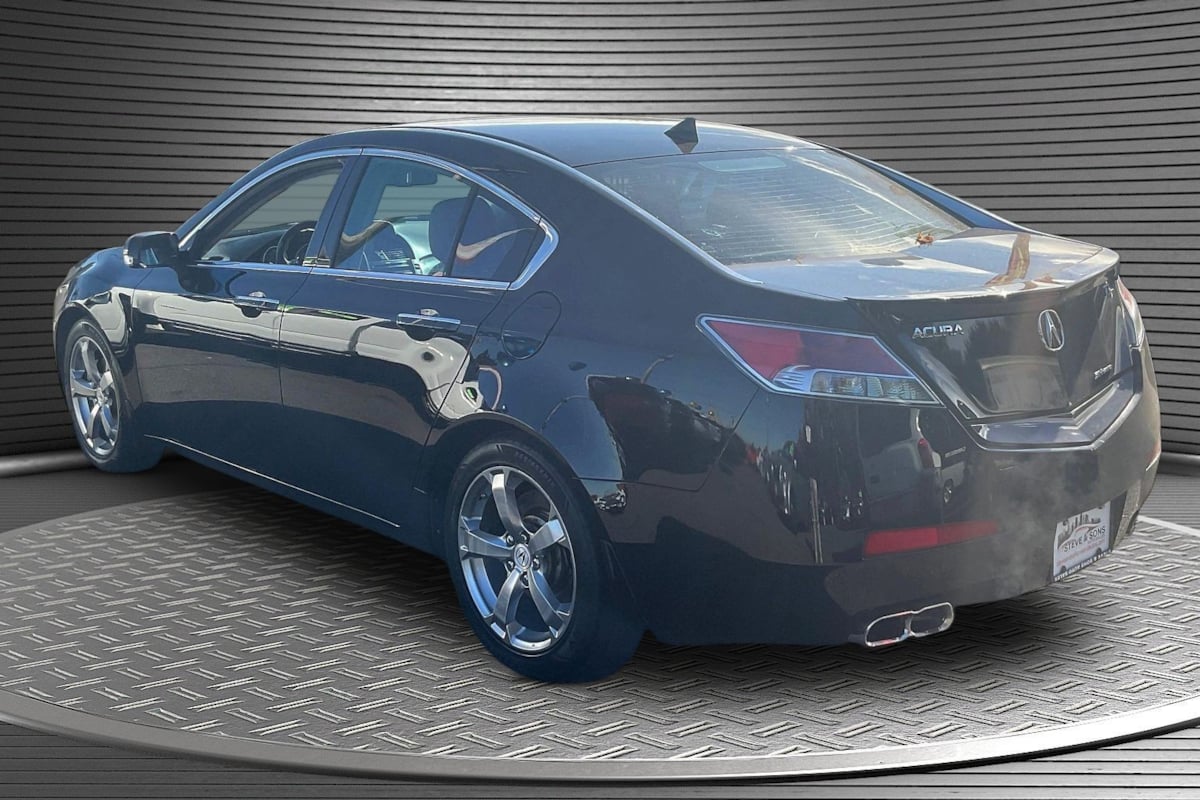 Photo 4 of this Acura TL