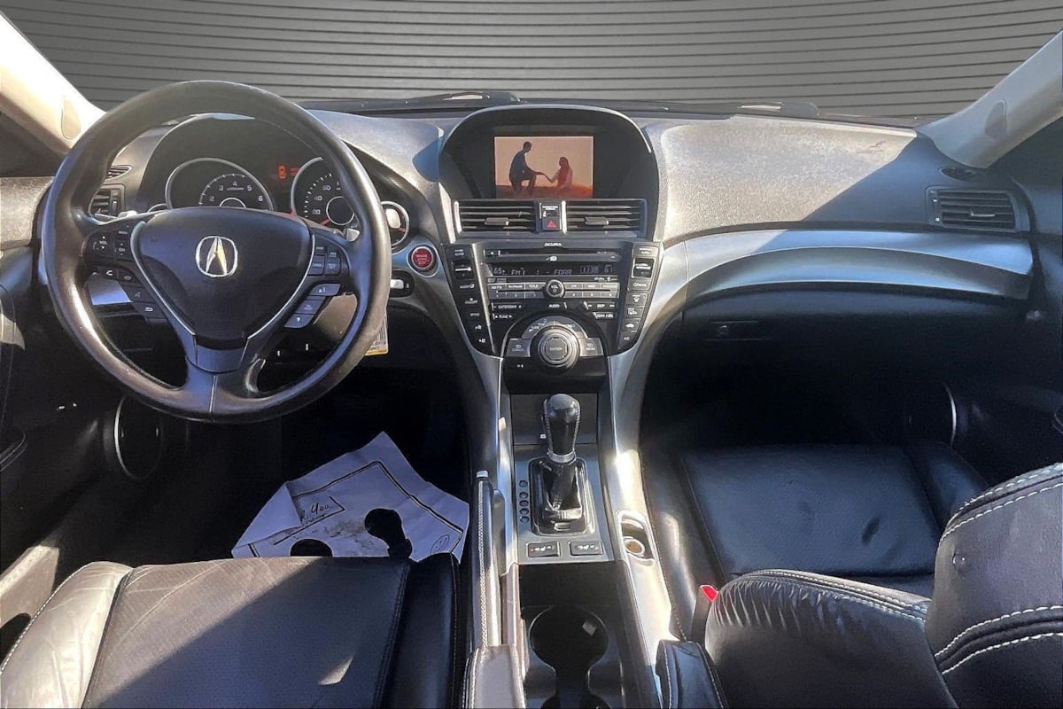 Photo 7 of this Acura TL