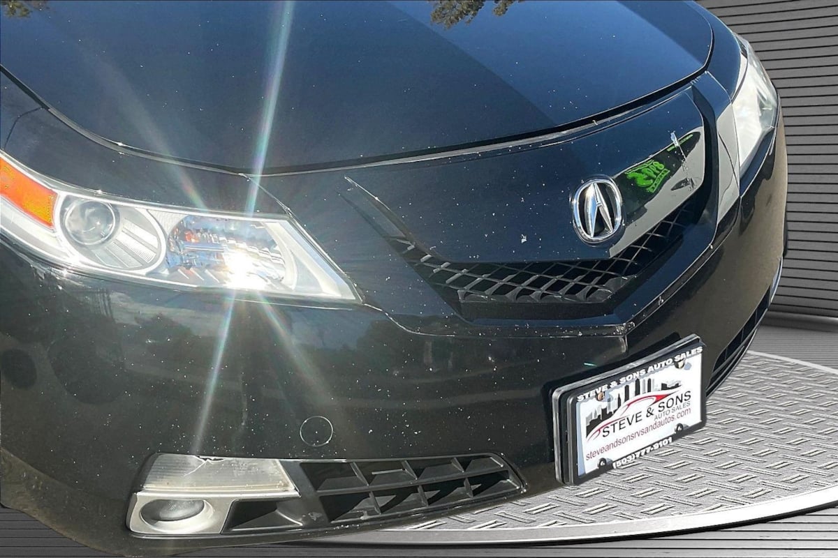 Photo 31 of this Acura TL