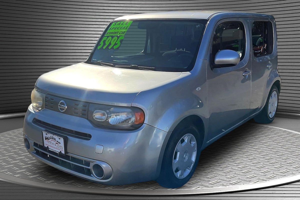 Photo 3 of this Nissan cube