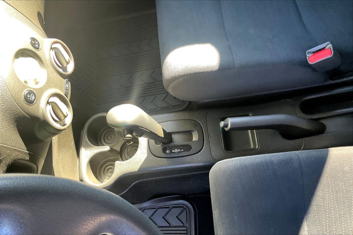 Photo 17 of this Nissan cube