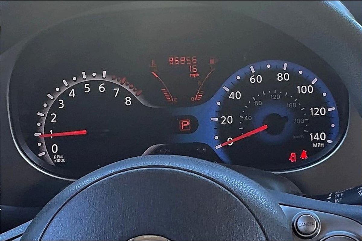 Photo 13 of this Nissan cube