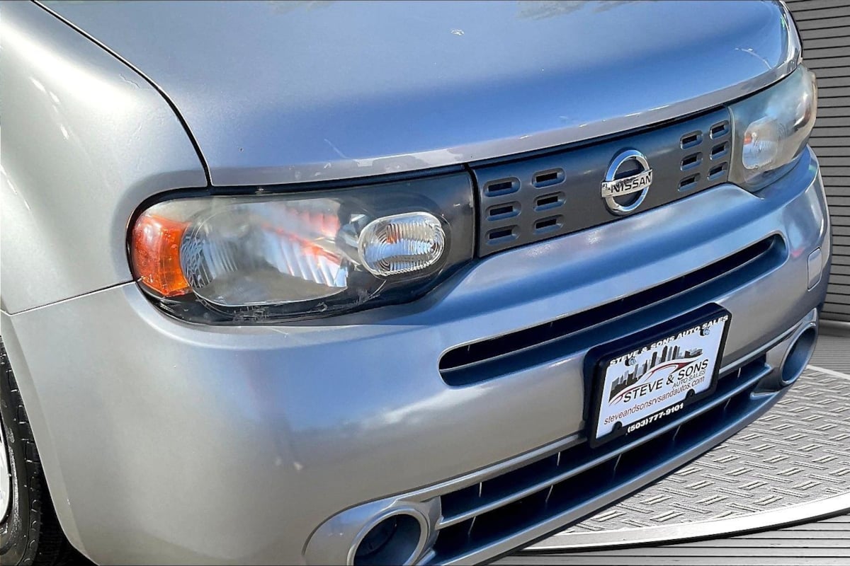 Photo 29 of this Nissan cube