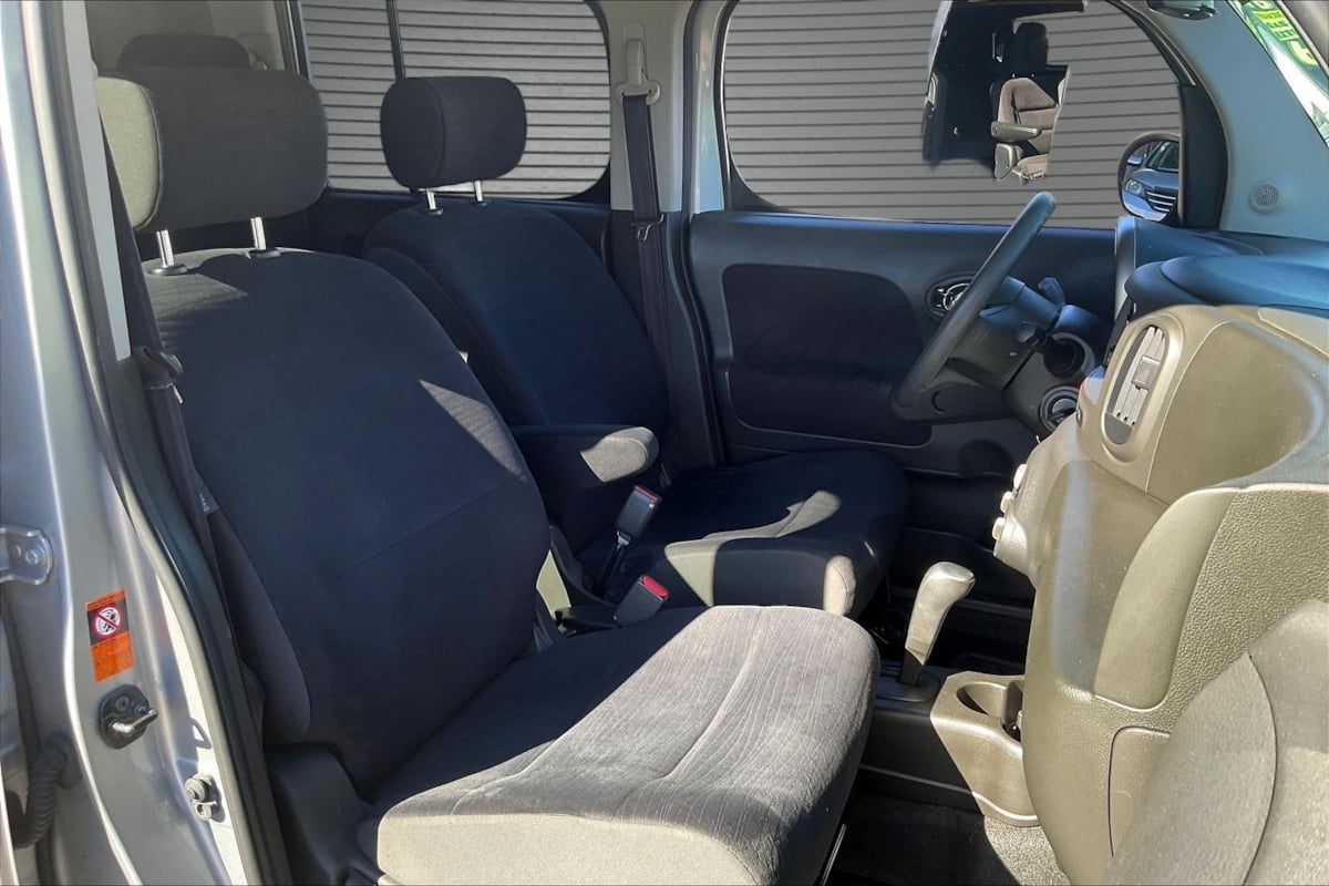 Photo 27 of this Nissan cube