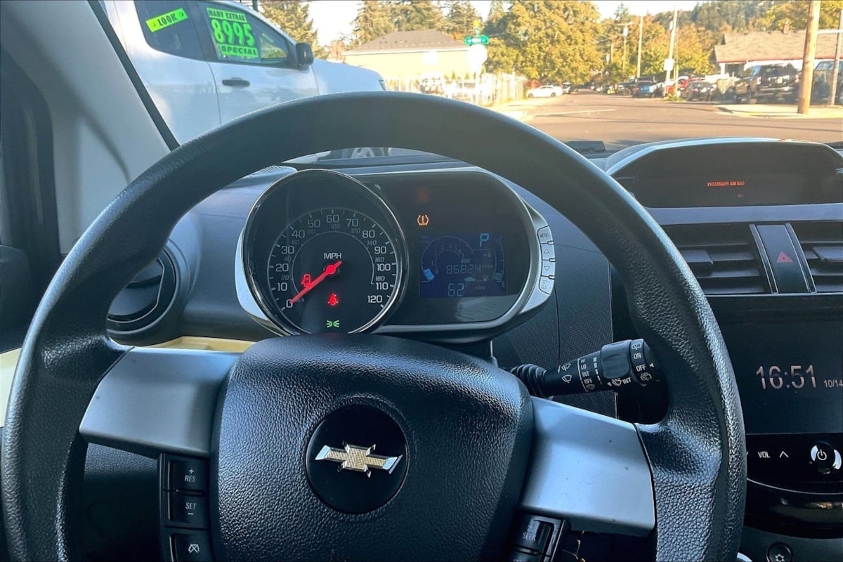 Photo 13 of this Chevrolet Spark