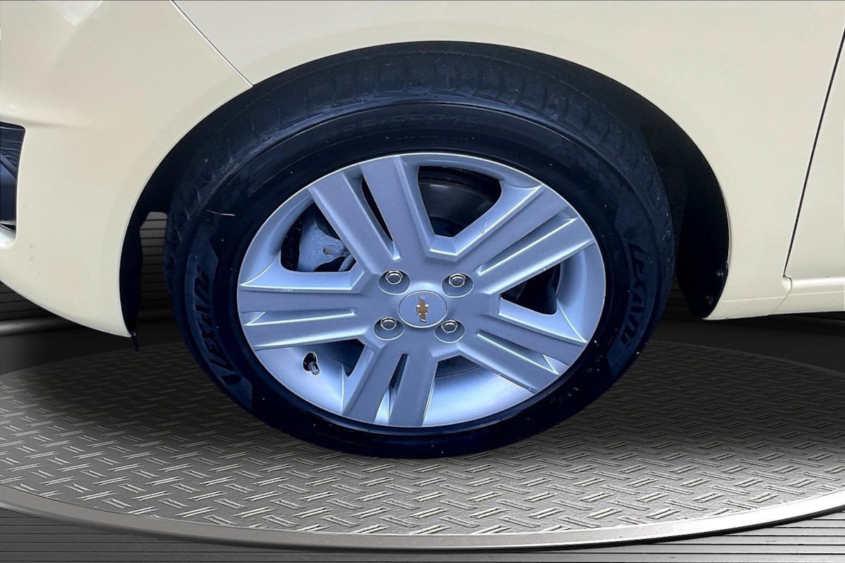 Photo 32 of this Chevrolet Spark