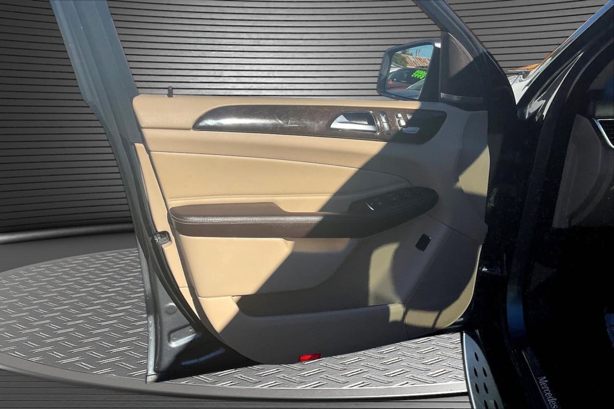 Photo 19 of this Mercedes-Benz GLE 350