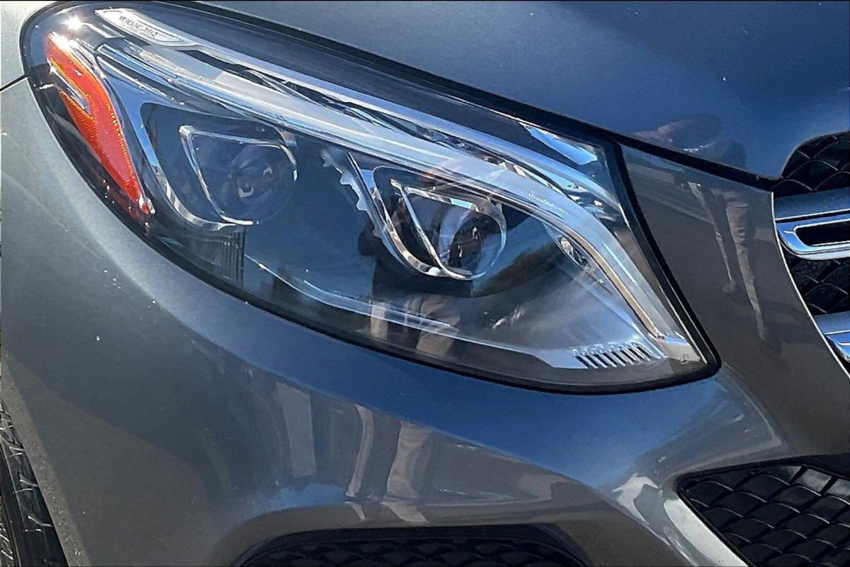 Photo 30 of this Mercedes-Benz GLE 350