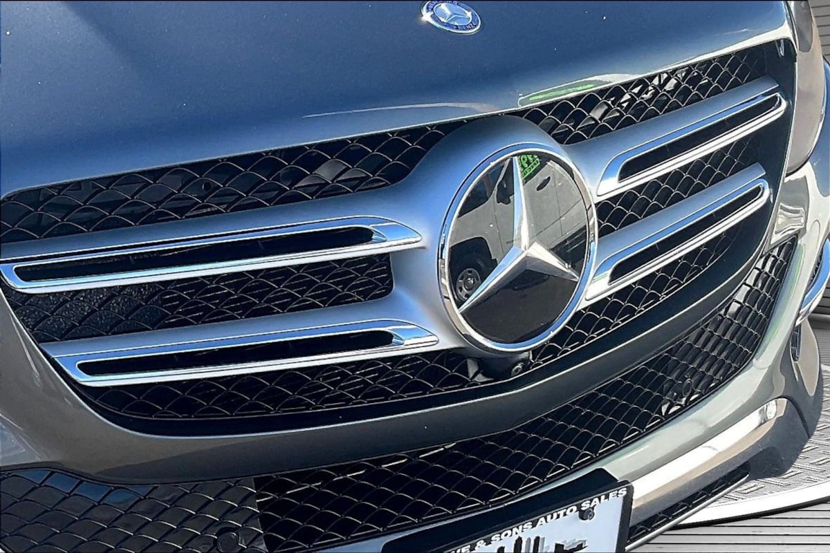 Photo 31 of this Mercedes-Benz GLE 350