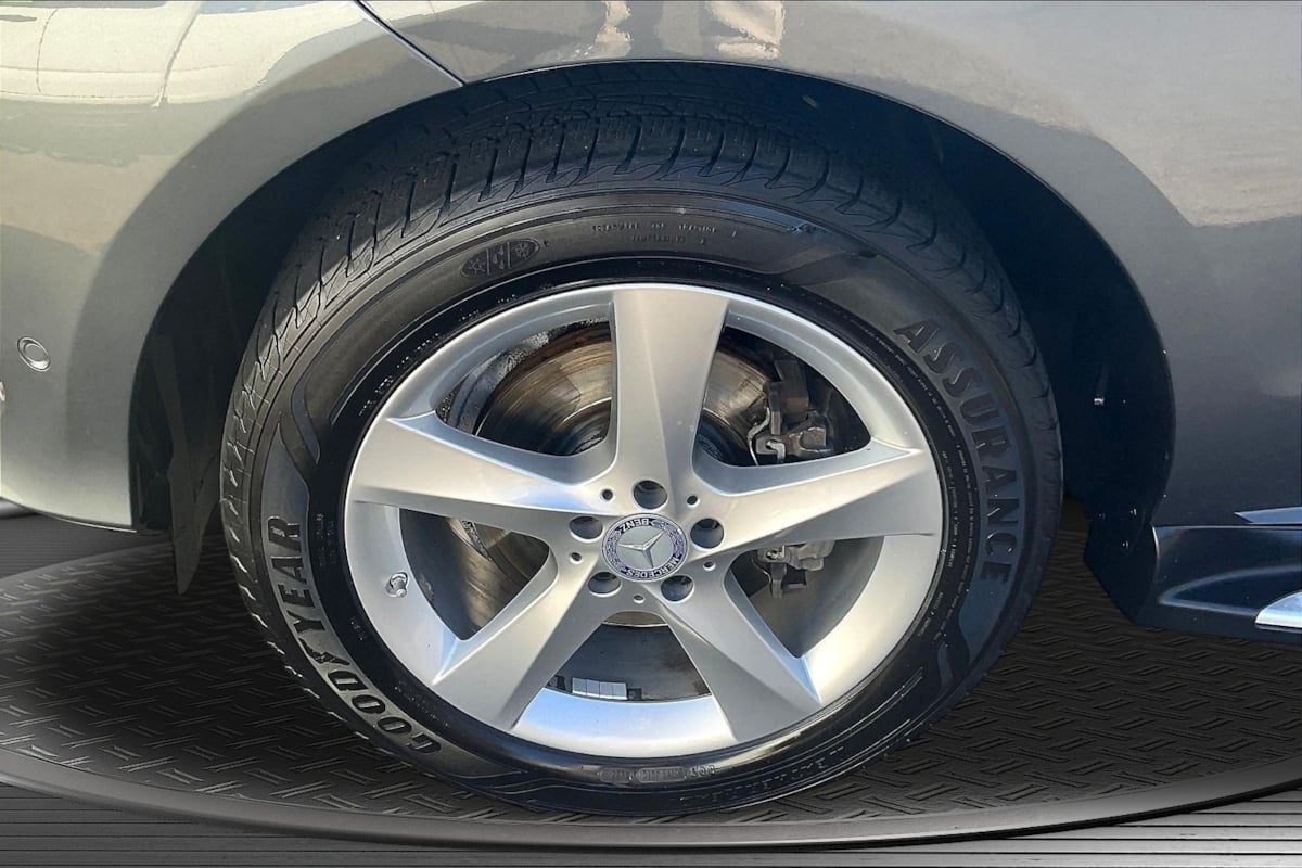 Photo 32 of this Mercedes-Benz GLE 350