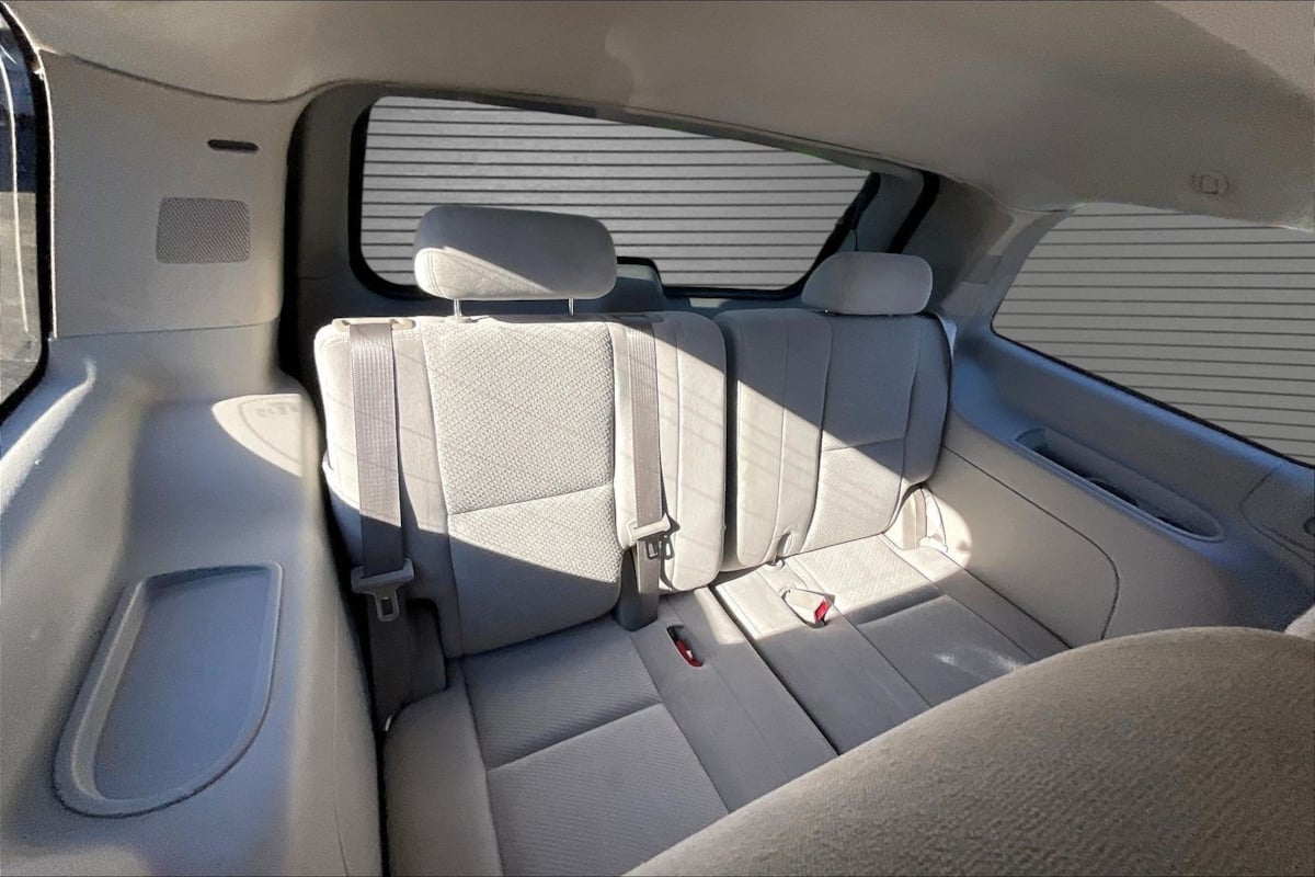 Photo 23 of this Chevrolet Tahoe