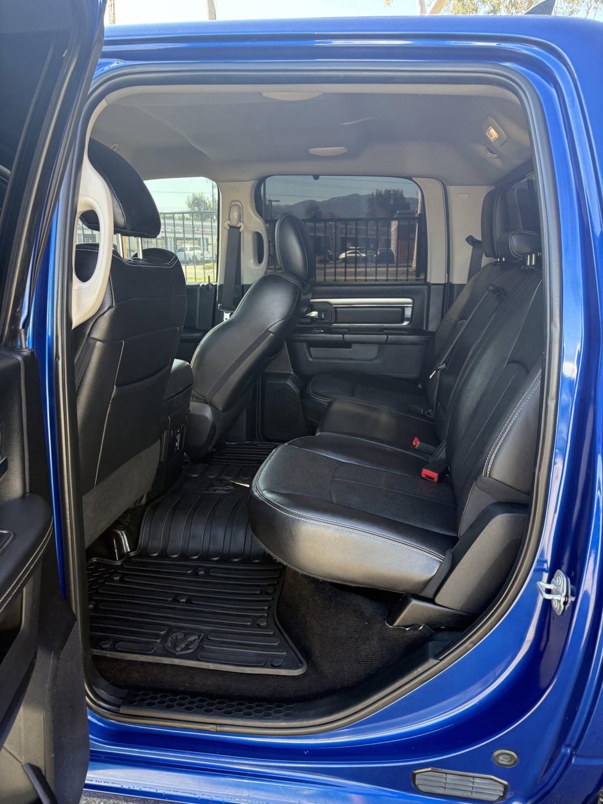 2018 RAM Ram 1500 Pickup Sport - Photo 11