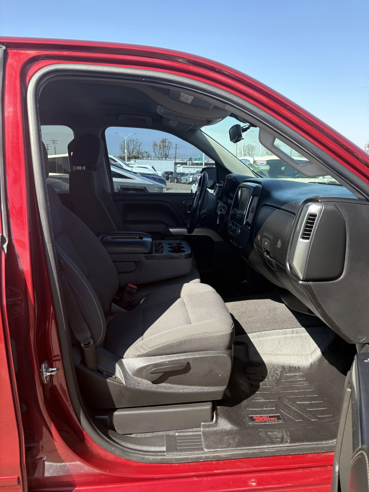 2018 Chevrolet Silverado 1500 LT - Photo 15
