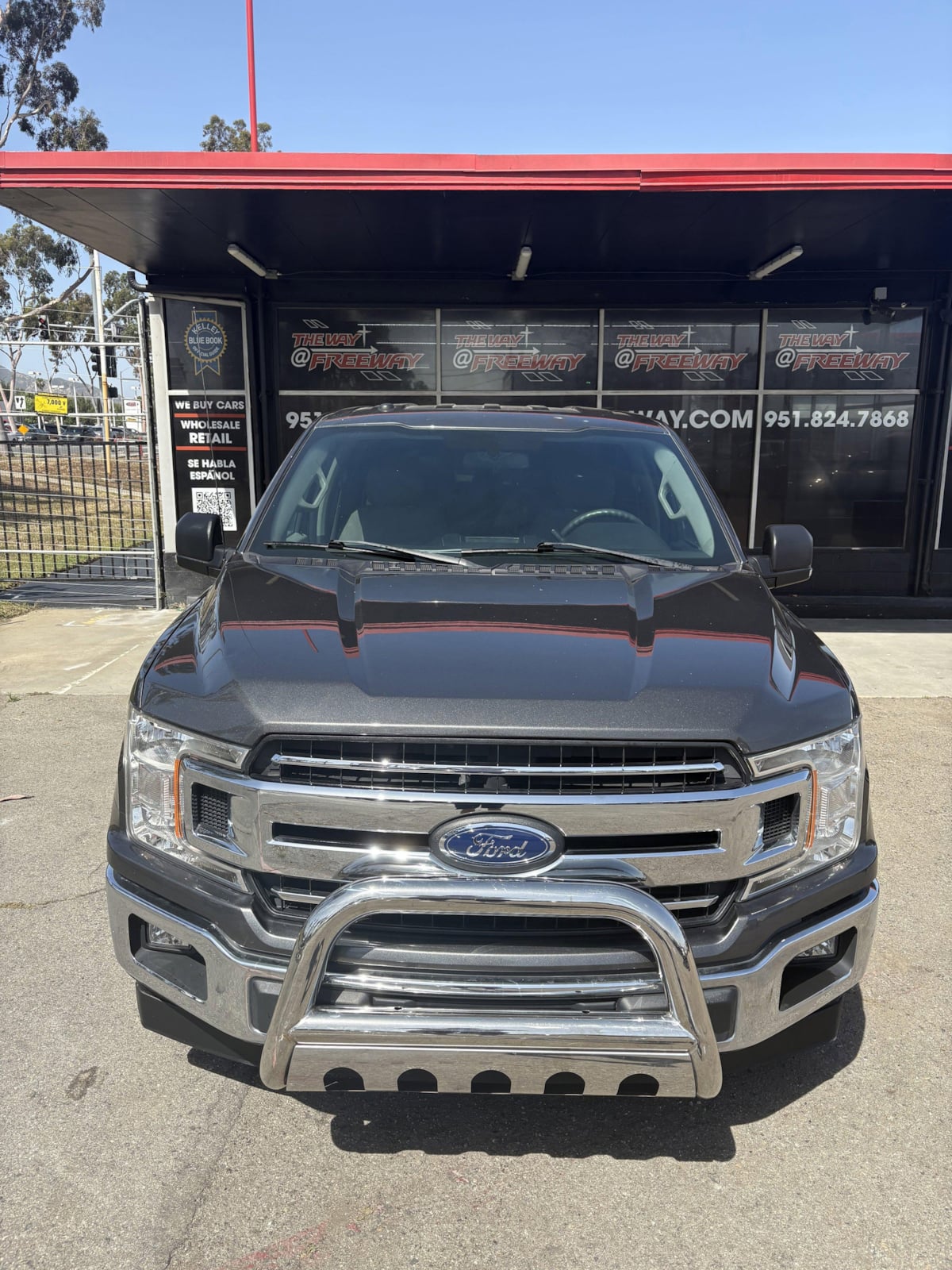 2018 Ford F-150 XLT - Photo 2