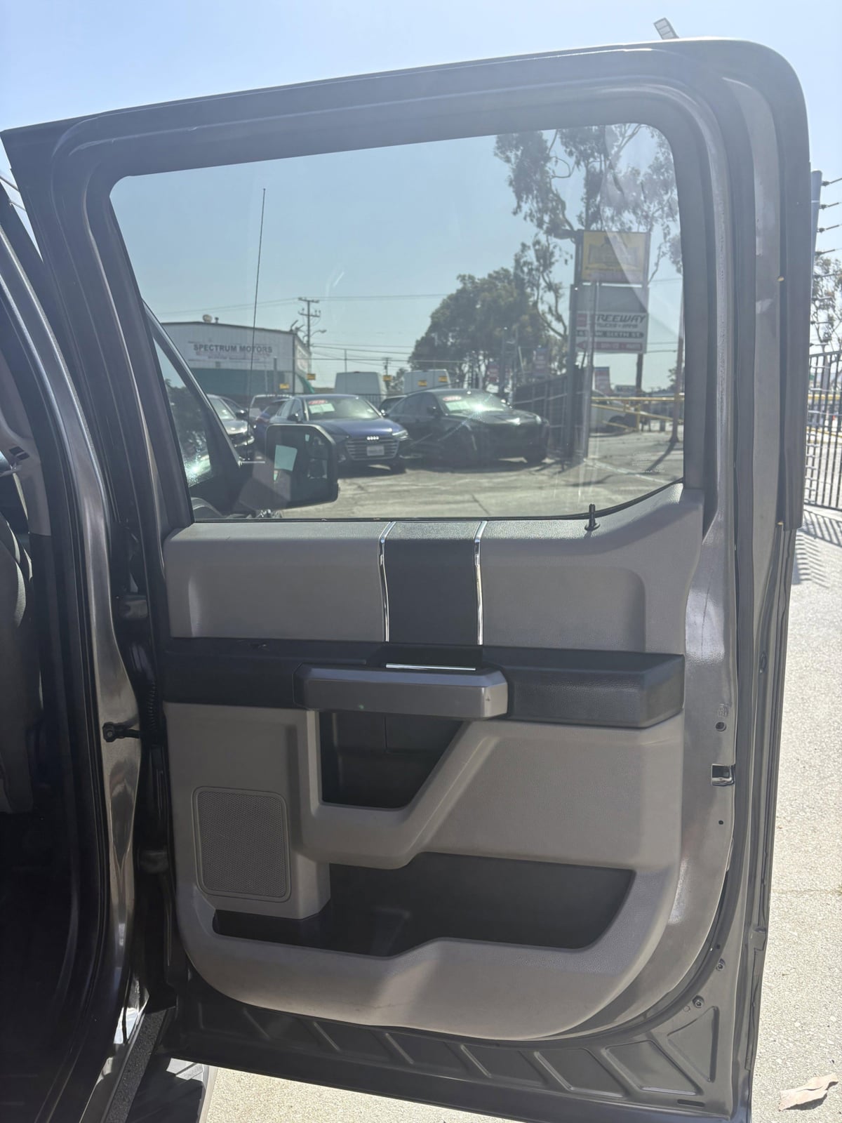 2018 Ford F-150 XLT - Photo 12