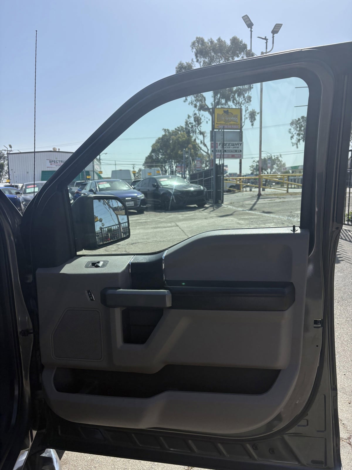 2018 Ford F-150 XLT - Photo 14