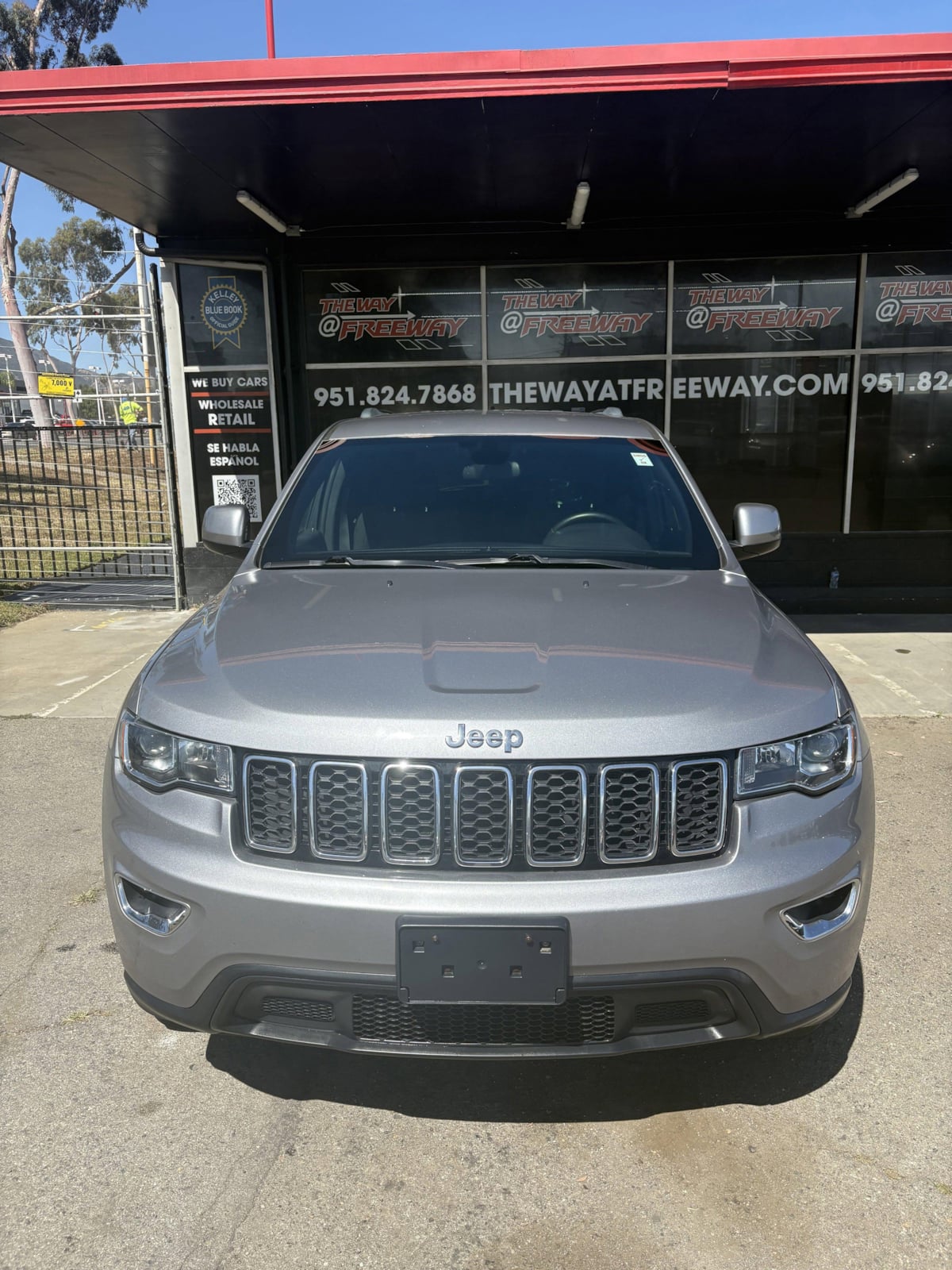 2019 Jeep Grand Cherokee Laredo E - Photo 2