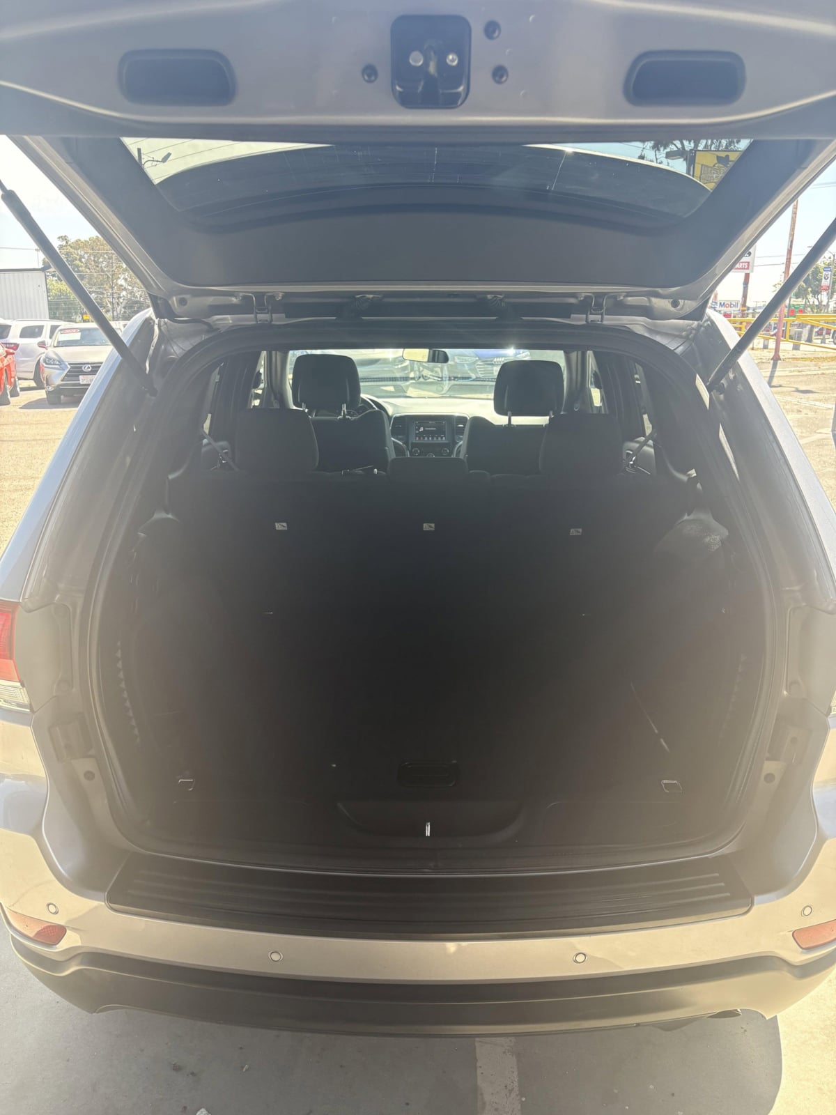 2019 Jeep Grand Cherokee Laredo E - Photo 6