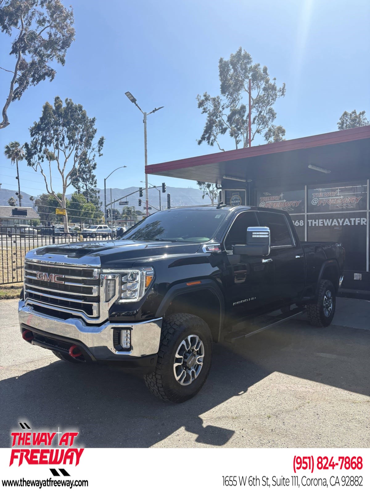 2023 GMC Sierra 4WD Crew Cab Standard Box SLT's photo