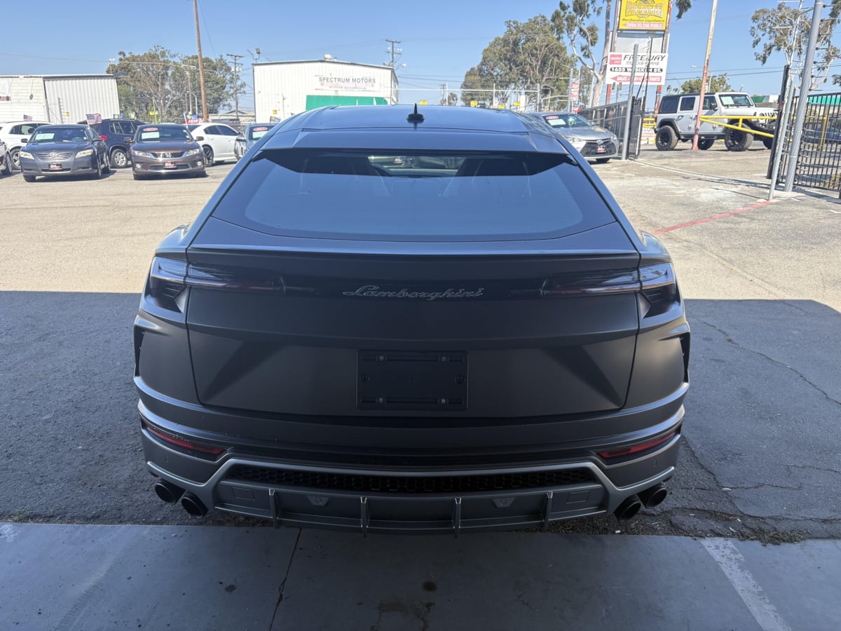 View vehicle photo 5