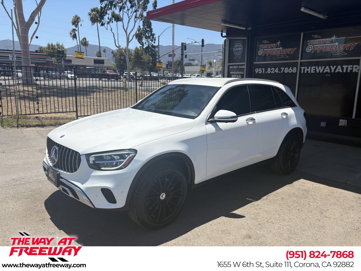 2021 Mercedes-Benz GLC 300 SUV
