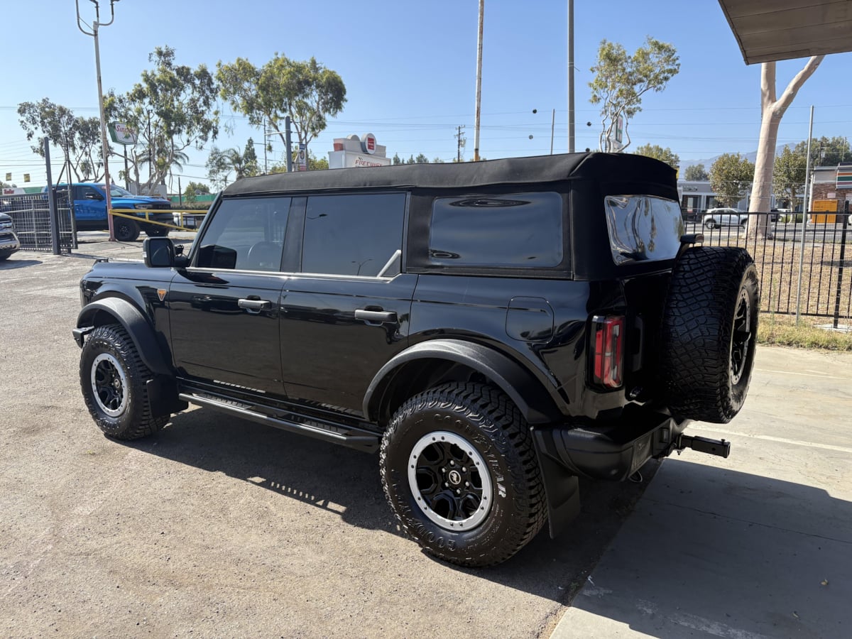 2024 Ford Bronco 4-Door Badlands - Photo 6
