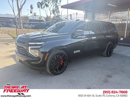 2025 Chevrolet Suburban RST