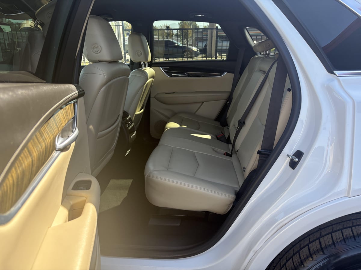 Photo 11 of this Cadillac XT5