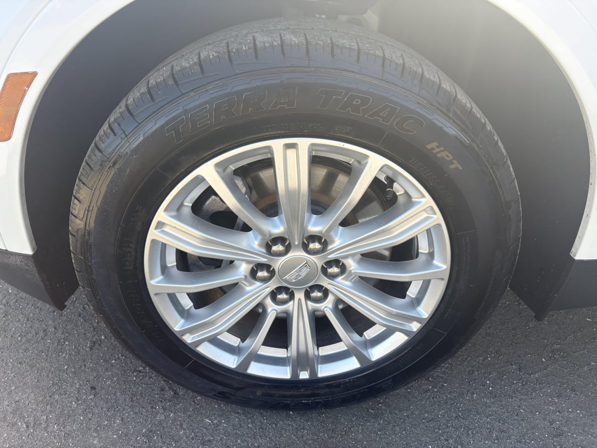 Photo 23 of this Cadillac XT5