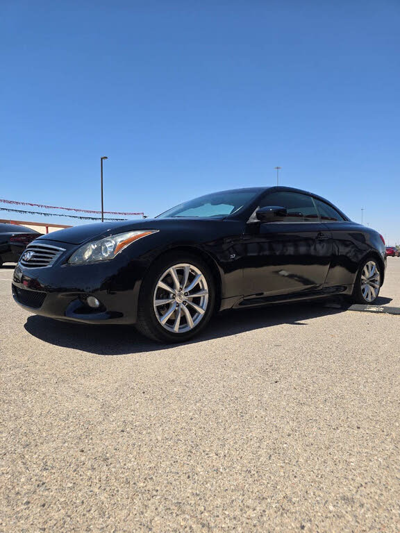 2014 INFINITI Q60 Convertible S - Photo 2