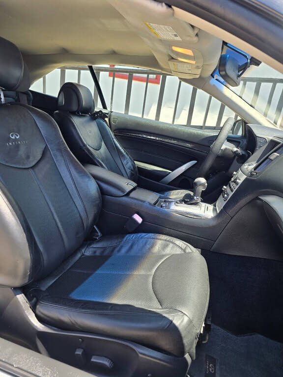 2014 INFINITI Q60 Convertible S - Photo 9