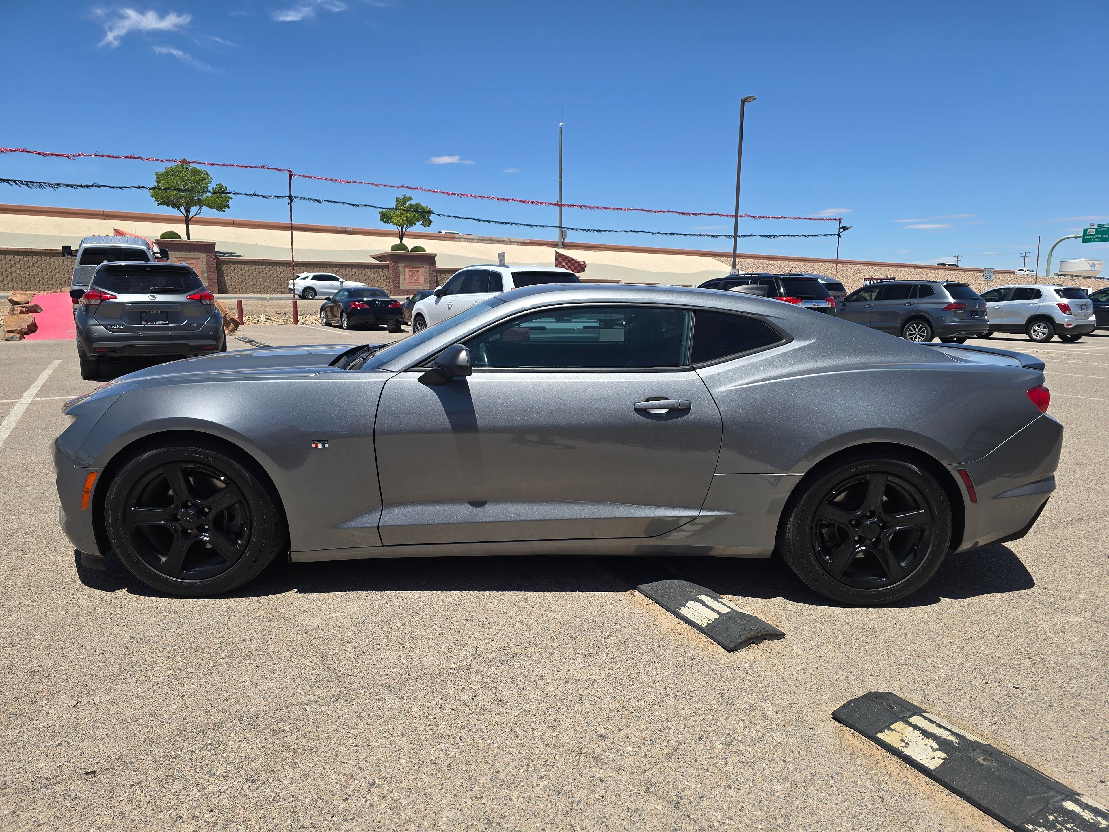 2021 Chevrolet Camaro 1LT - Photo 5