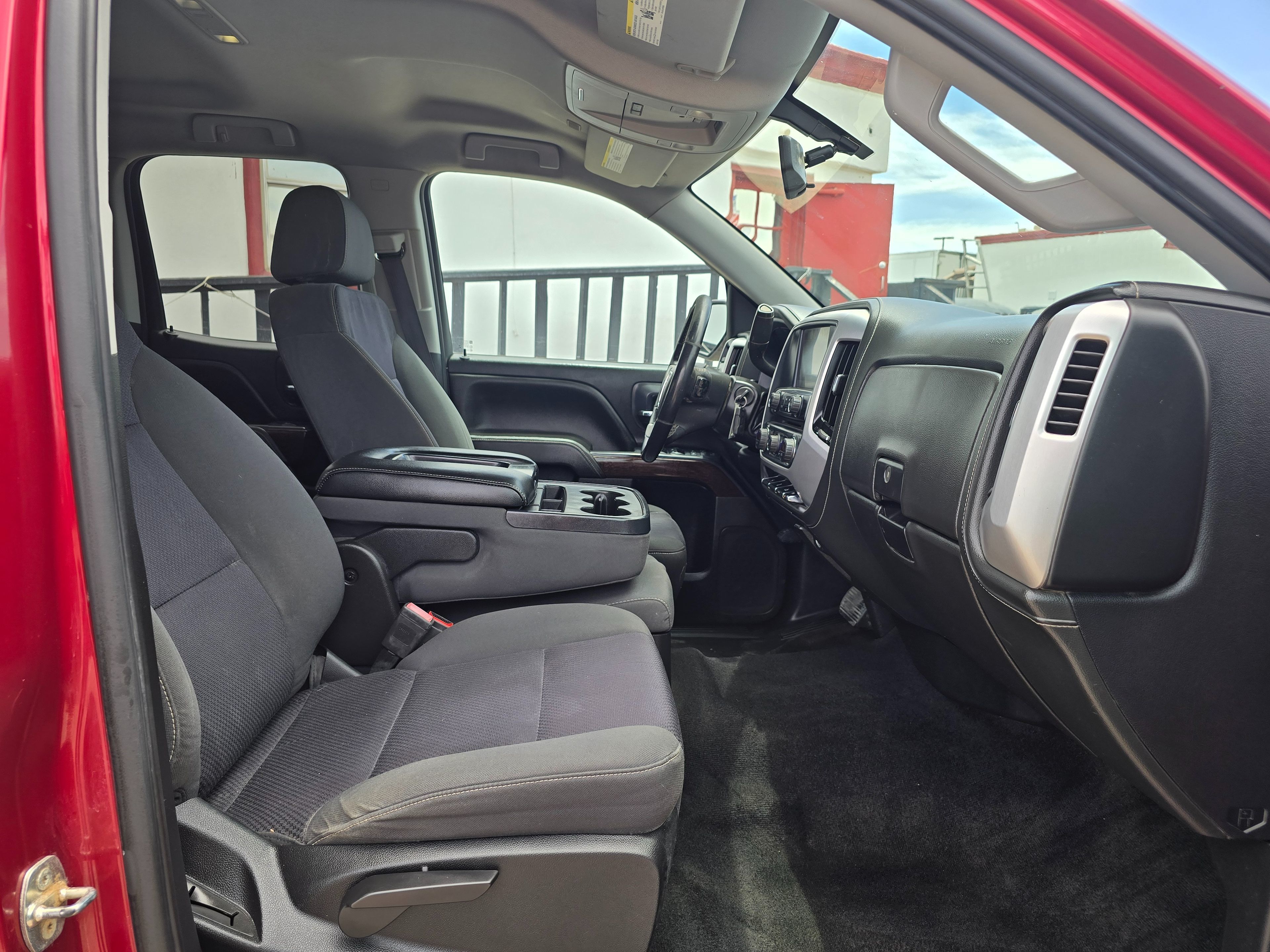 2018 GMC Sierra 1500 SLE - Photo 9