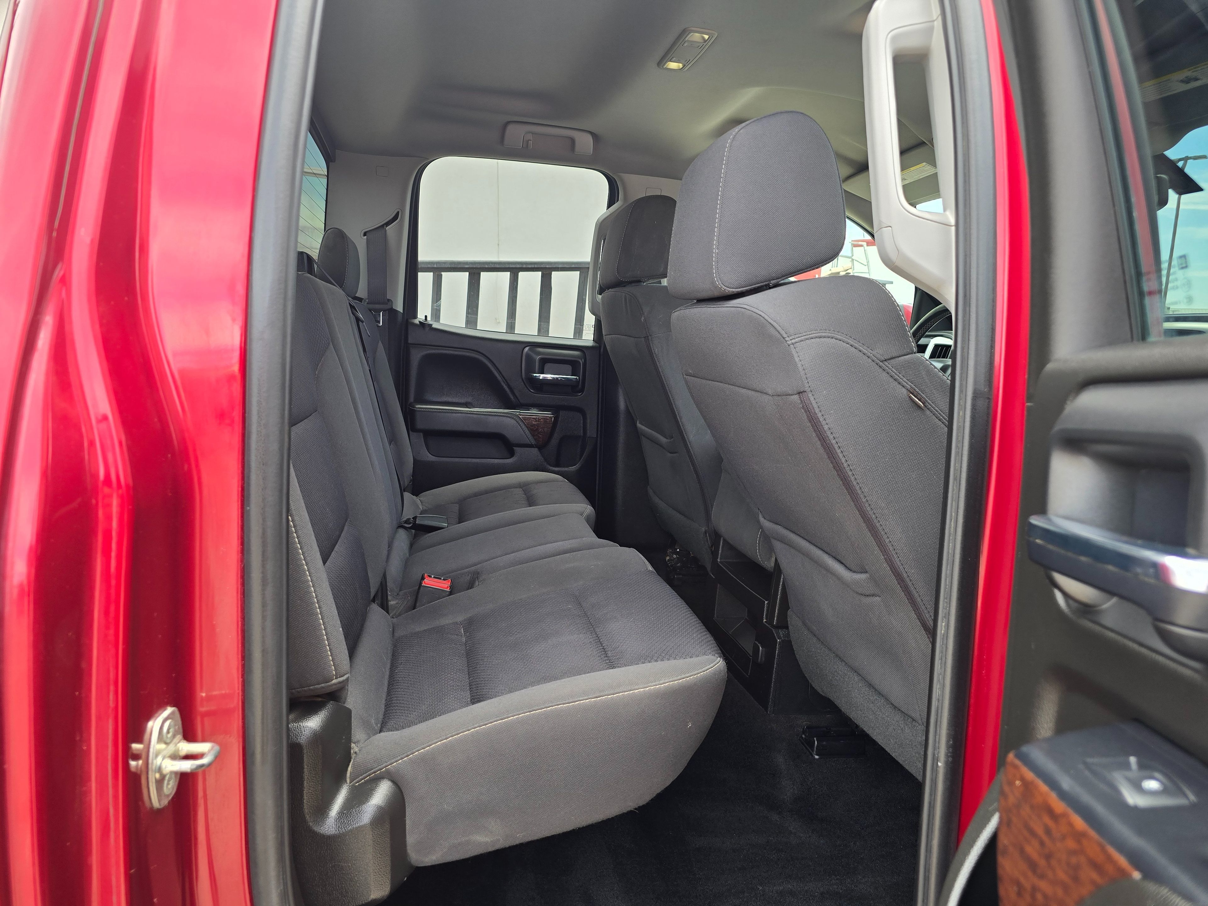 2018 GMC Sierra 1500 SLE - Photo 10