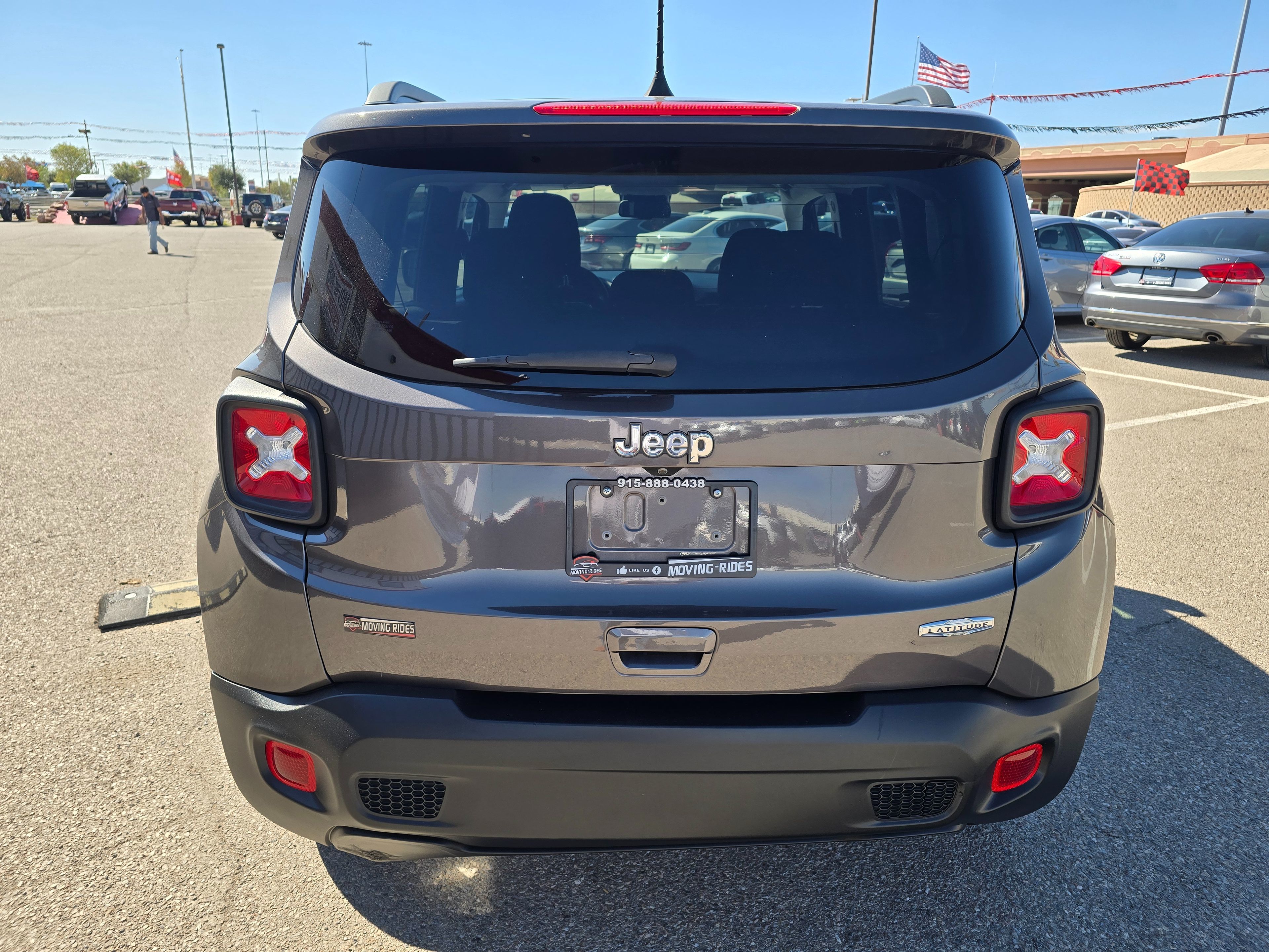 Photo 8 of this Jeep Renegade