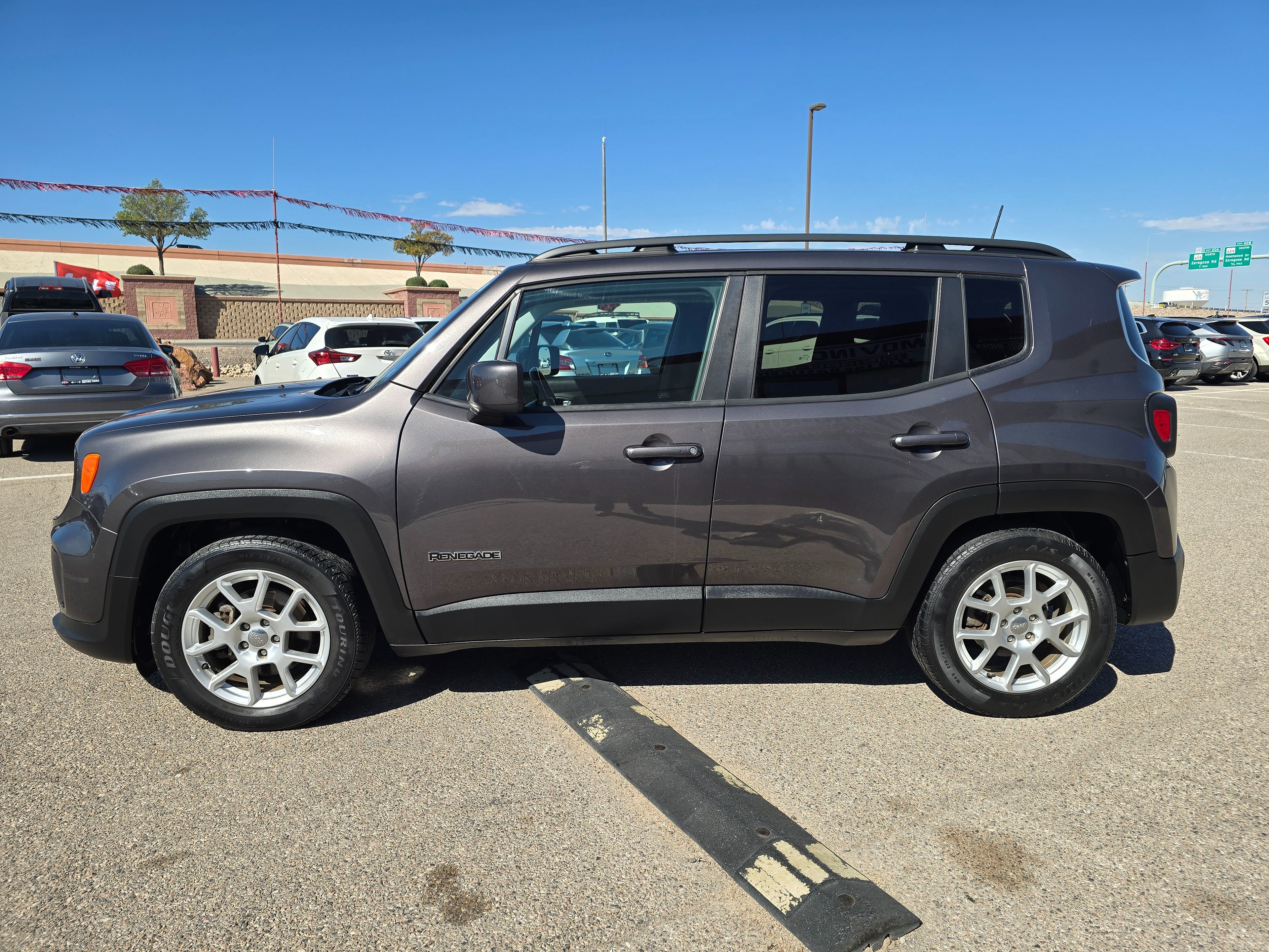 Photo 6 of this Jeep Renegade