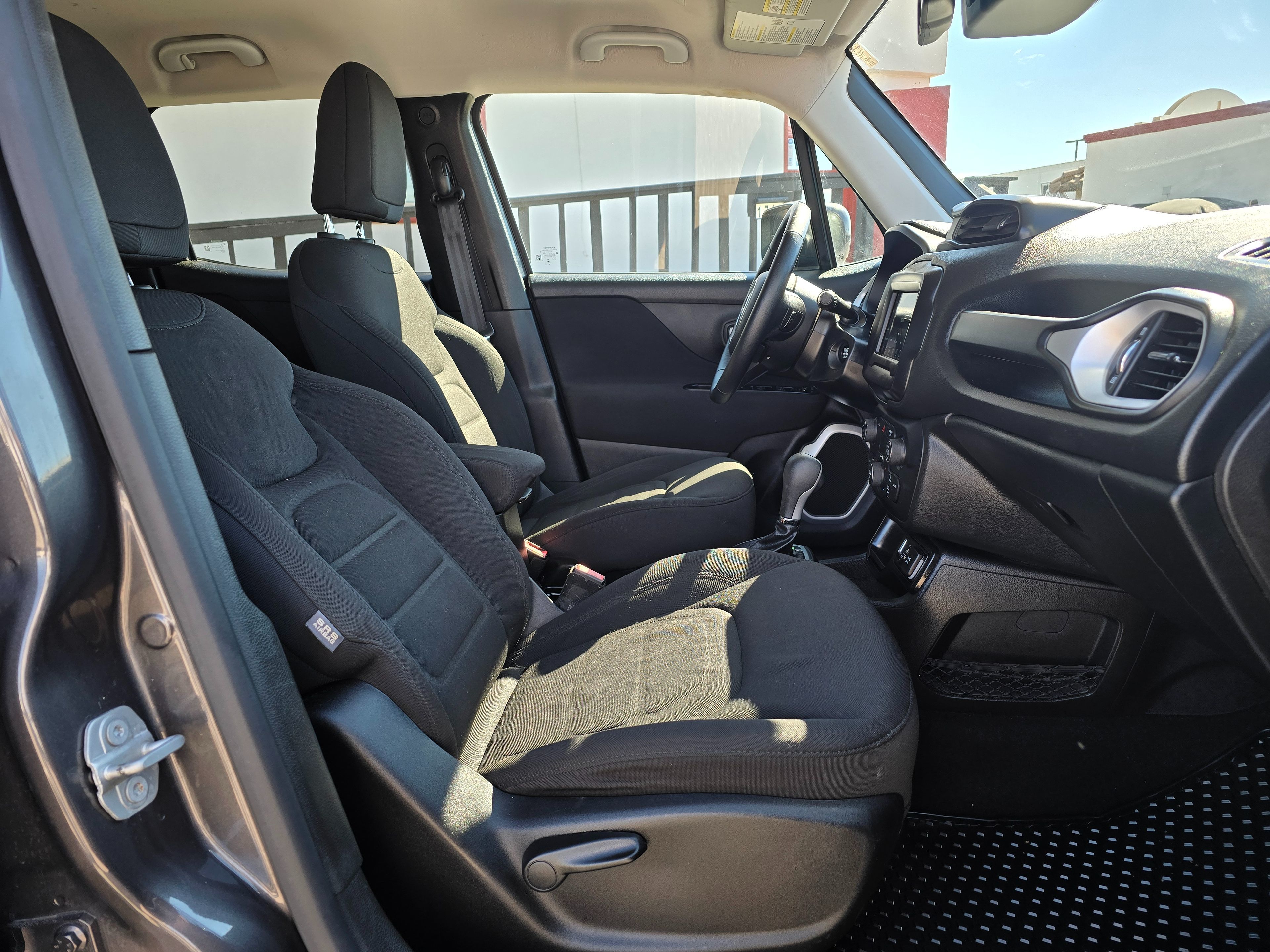 Photo 9 of this Jeep Renegade