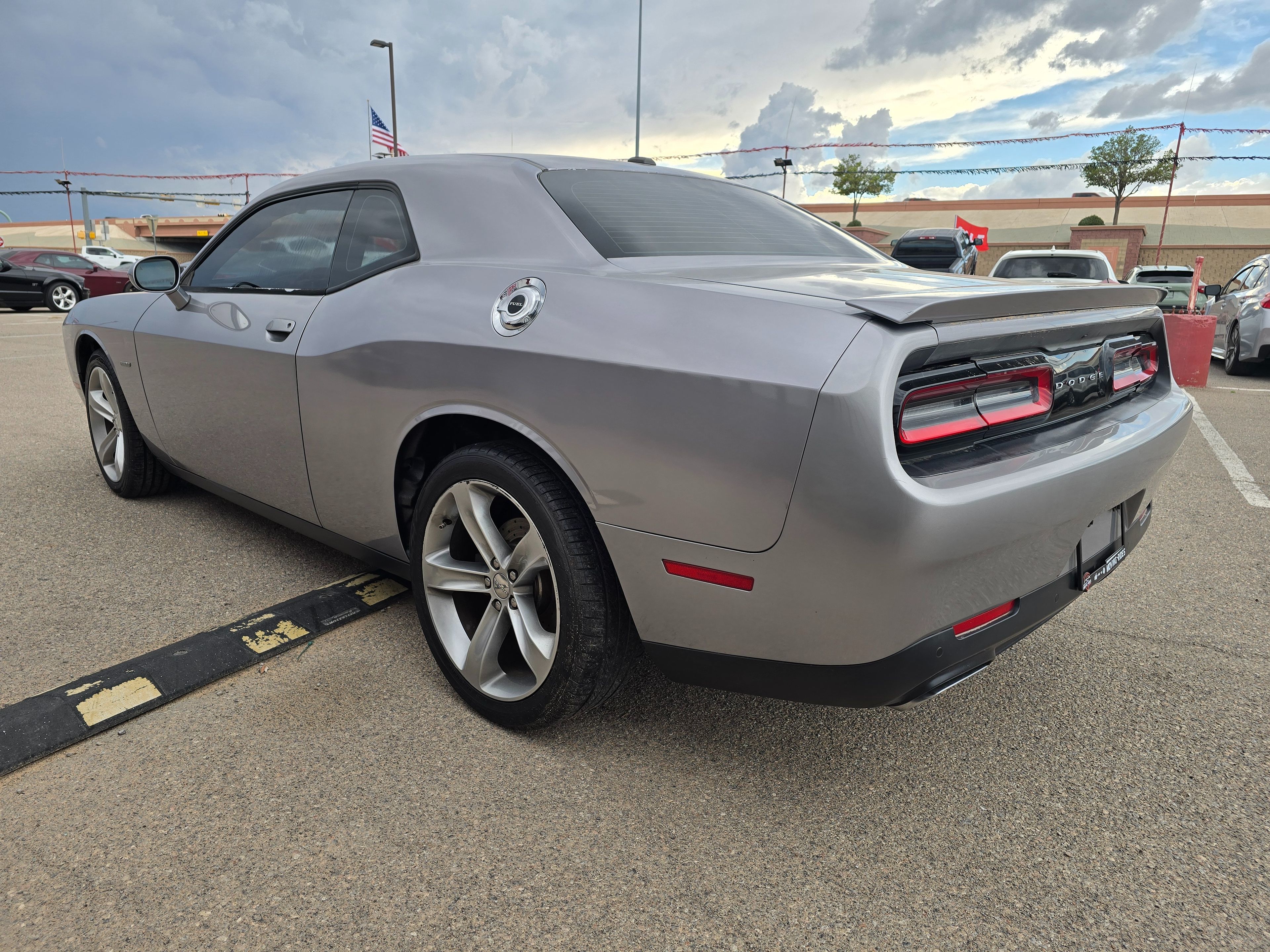 Photo 4 of this Dodge Challenger
