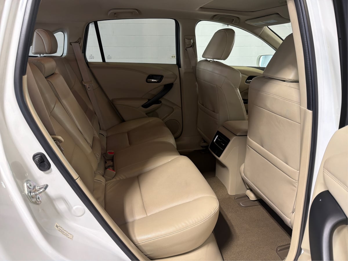 Photo 16 of this Acura RDX