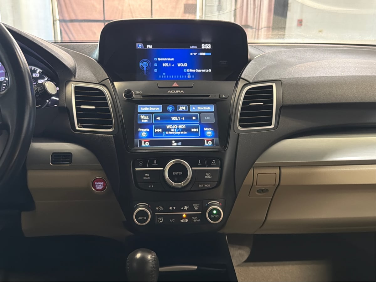 Photo 18 of this Acura RDX