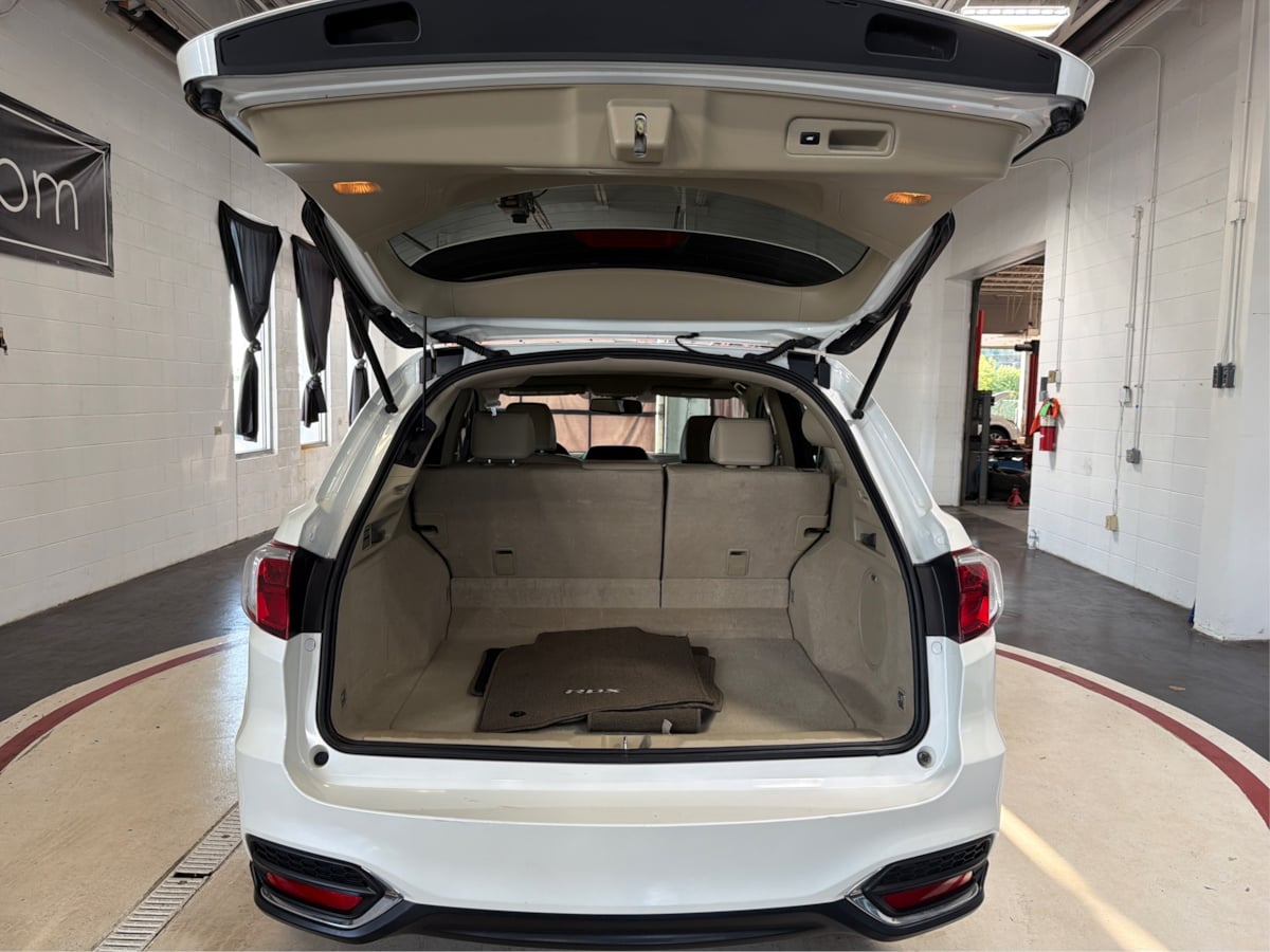 Photo 12 of this Acura RDX