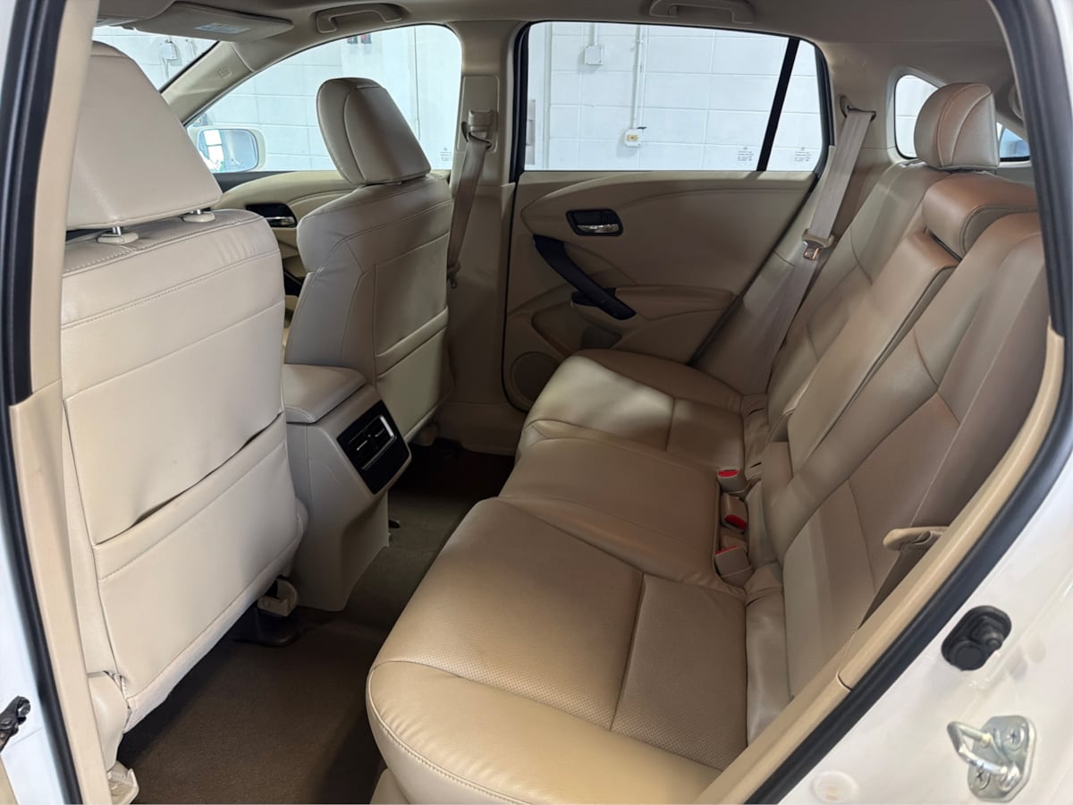 Photo 10 of this Acura RDX