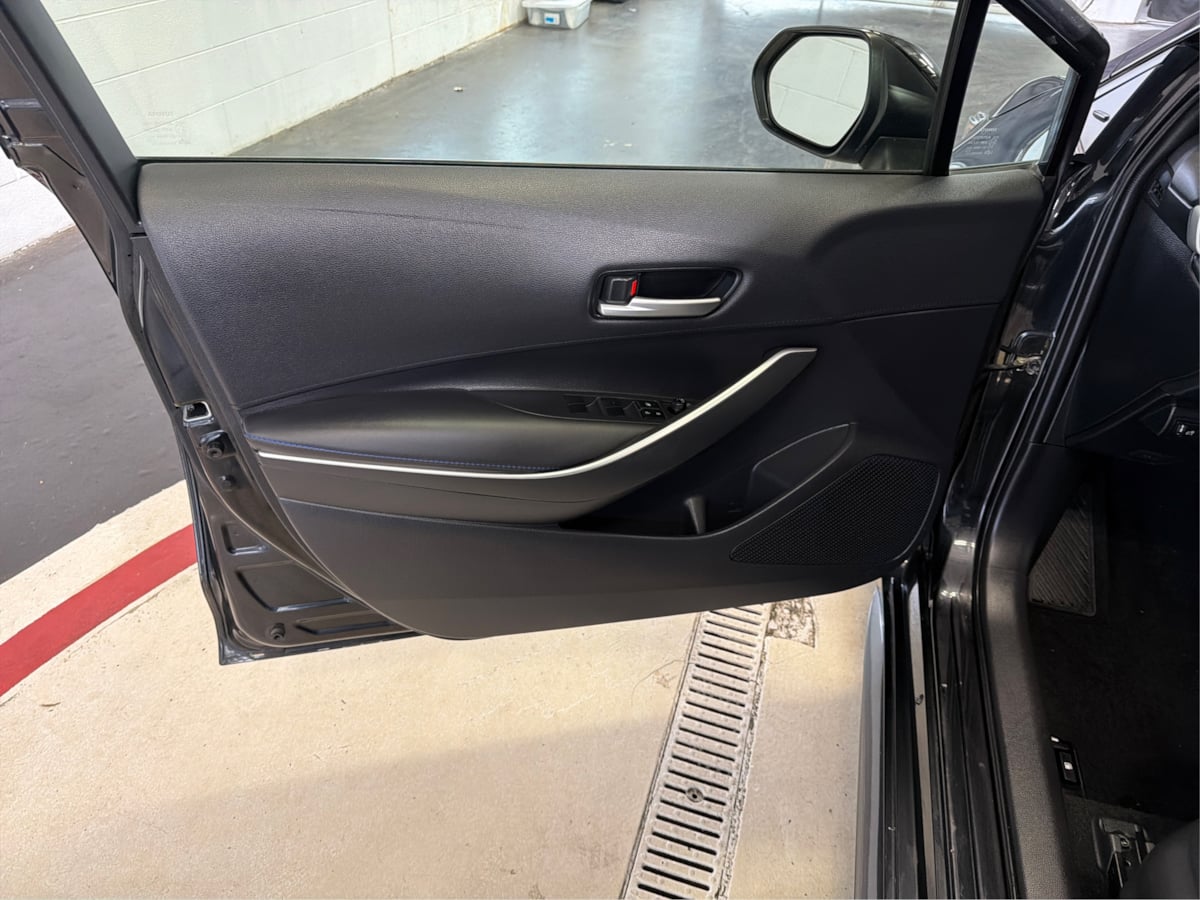 Photo 20 of this Toyota Corolla